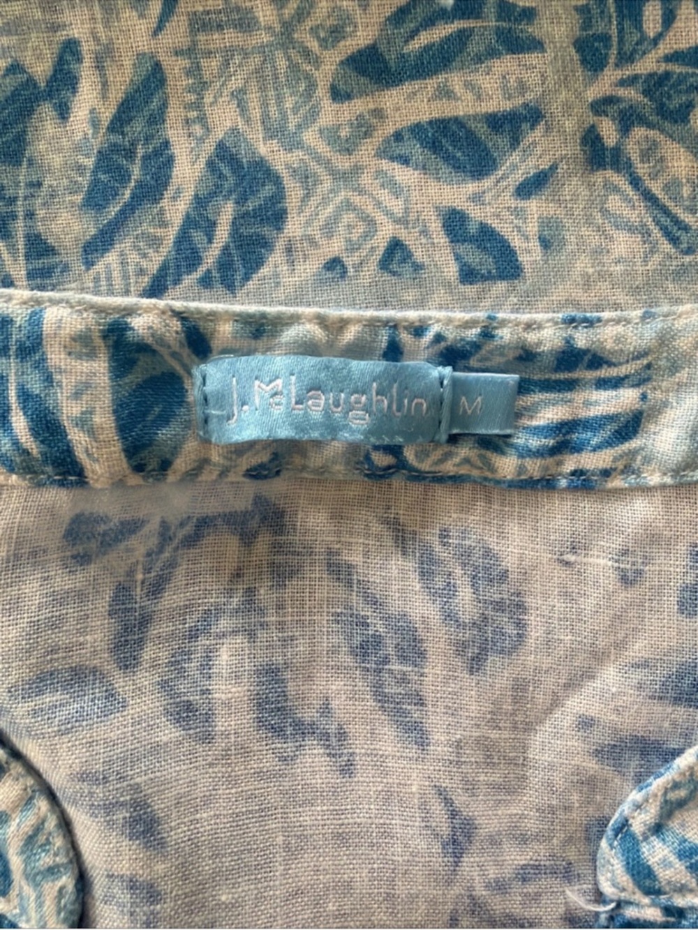 J. McLaughlin Riviera Print Blue Linen Shift Dress Pleated Roll Tab Sleeves Sz M - Picture 6 of 10
